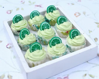 Miniature Cupcake 10 pcs.,Miniature Cake,Miniature Bakery,Miniature Sweet,Dolls house cake,Dolls and miniature,miniature jewelry