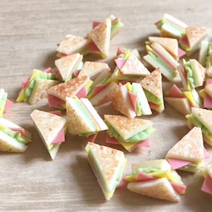 10 /20 pcs.Miniature Sandwiches,Miniature Bakery,Miniature Sweet, Dolls and Miniature, Miniature Ham Sandwich,,Miniature Accessories