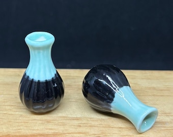 Miniatuurvaas,keramische vaasminiatuur,poppenhuisvaas,miniatuurbloemenvaas,bloemenvaaspoppenhuis,vaas,keramische vaas