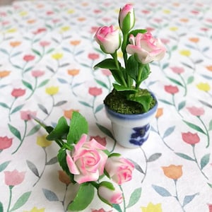 Miniature Flower,Miniature Rose,Dollhouse Flower,Miniature Garden,Dollhouse Rose,White Rose,Flower Bouquet,Mini Rose Bouquet(Code:CFROSE)