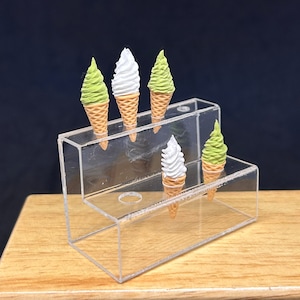 Miniatur-Eiscreme, Miniatur-Softeis, Miniatur-Vanille-Eiscreme, Miniatur-Grüntee-Eiscreme