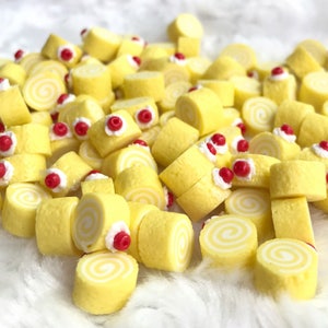 10 or 20 pcs. Miniature Cake Roll, Miniature Bakery, Dollhouse Bakery, Miniature Food, Miniature Cake