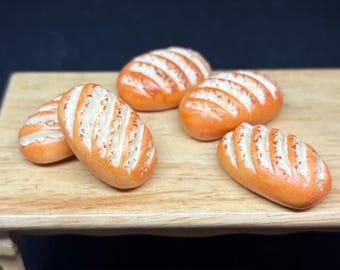 5 Pcs.Miniature Bread,Miniature Bakery,Dolls house,Dolls House bakery,Dolls house bread,Miniature bakery,polymer clay bread,Miniature