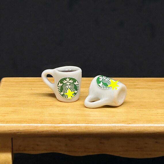 ミニチュア★スターバックス★マグカップ★ミルクティー★ドールハウスに★ 2 Pcs. Miniature Starbuck Coffee,miniature Starbucks,miniature Mug