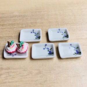 5 Pcs. Miniature plate,mini ceramic plate,miniature food plate,cake plate,small plate,dollhouse plate,dollhouse ceramic plate,DIY,Dollhouse