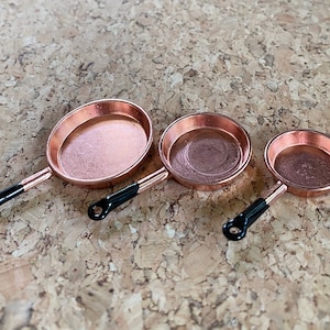 3 Pcs. set Miniature Fry Pan,Miniature Kitchenware,Dollhouse Accessories,Dollhouse Pan,Miniature Fried Pan,Mini Frying Pan