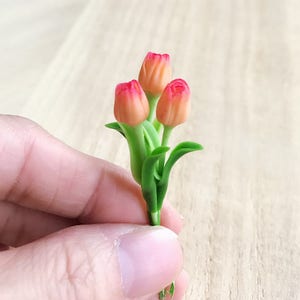 Handgemachte Tonblume,Miniatur Tulpe,Puppenhaus Blume,Miniatur Tulpe,Puppenhaus Garten,Puppenhaus Tulpe