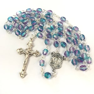 Rosaire marial avec perles de verre tchèques bleues/roses, Rosaire de cinq décennies, Rosaire catholique, Perles du Rosaire pour filles, Rosaire Marie, Rosaire traditionnel