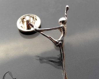 Ballet danser 3-zilveren pin, ballerina PIN, minimalistische PIN, kleine broche met een danser