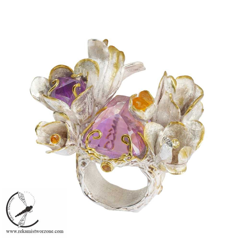 Crocus ring zilveren ring met amethist en saffieren, grote statement ring, sprookjes sieraden