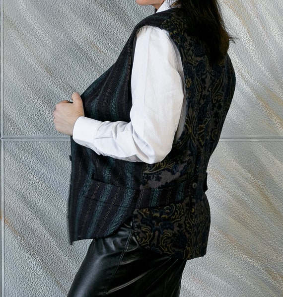 Byblos Oversize Vest in wool, vintage clothing 80s - image 2
