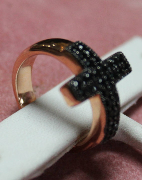 Vintage Cross Ring/Black Spinel and Bronze Cross … - image 3