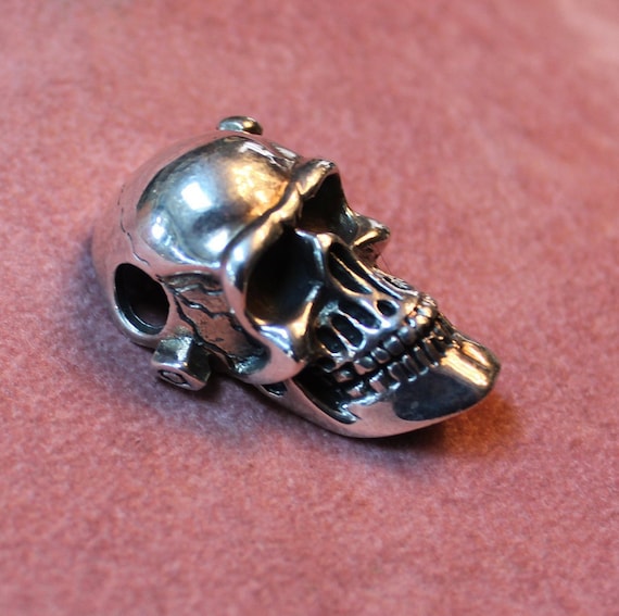 Sterling Silver Skull Pendant/Detailed Skull Pendant/ - Gem