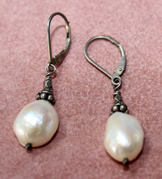 Pearl Earrings - image 7