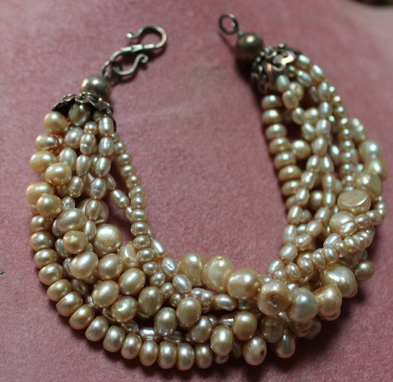 Eight Strand Champagne Cultured Pearl Bracelet/Ch… - image 5
