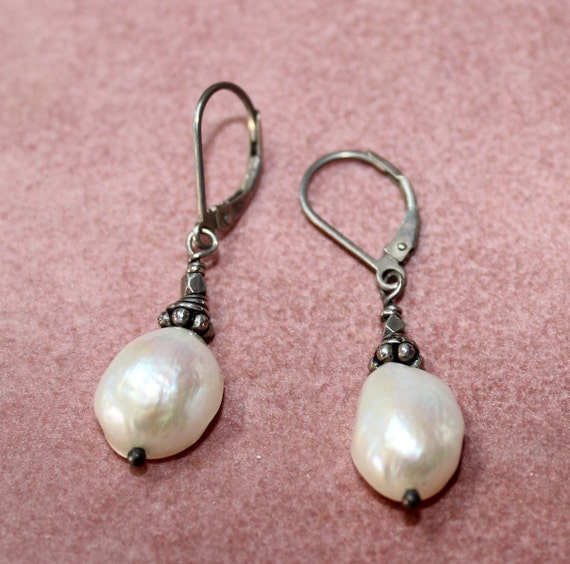 Pearl Earrings - image 2