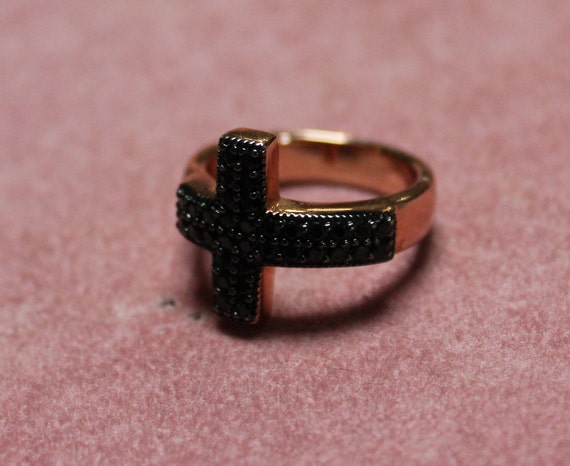 Vintage Cross Ring/Black Spinel and Bronze Cross … - image 7