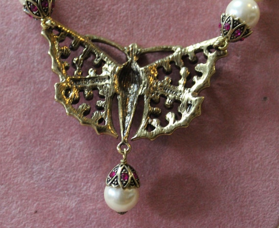 Heidi Daus Pearl and Ruby Butterfly Necklace/Heid… - image 4
