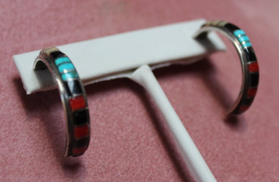 Zuni Half Hoop Earrings/Zuni Onyx, Coral, Turquois