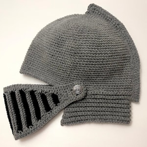 Ritter Helm Erwachsene und XL Größen Häkelanleitung