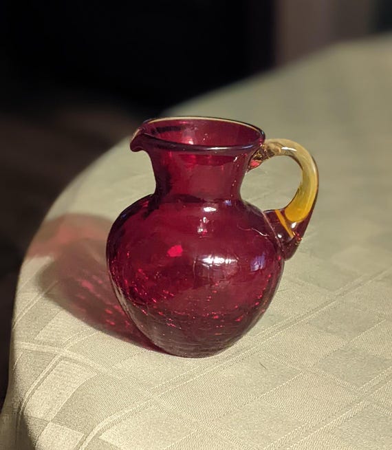 1960 年代頃の赤い吹きガラスのクラックルガラス 3-1/4 インチ