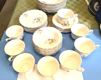 Circa 1930&#39;s W. S. George Whie Lido GAYLEA Dinnerware. Exceptional Condition, Undamaged. Strong Platinum Trim. INV#1730