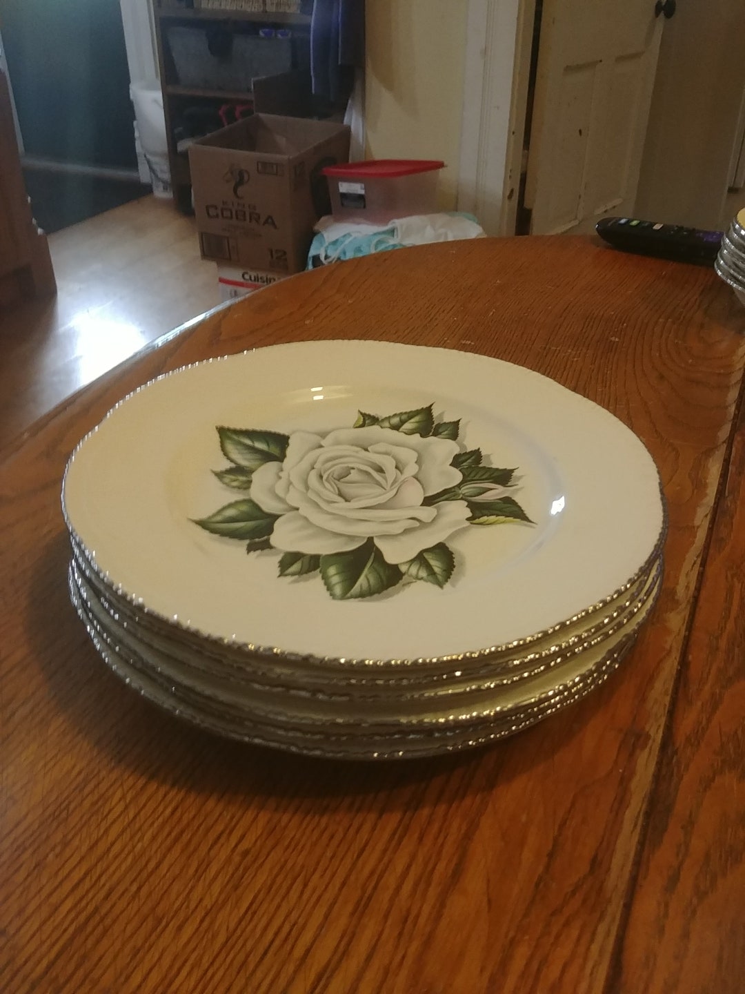 Six Midcentury Homer Laughlin Windsor Rose91/4