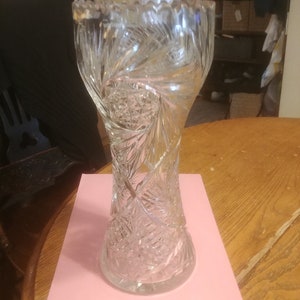 Wunderschöne 12 "frühes 20th Century Cut Glass Vase. Handgeschnittener Saw-Tooth 5 "Rim. Polierte 10-cm-Base. Unbeschädigt. Siehe Artikelbeschreibung. INV#1630