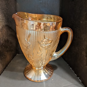 Mid-Century Jeannette Iridescent Iris & Herringbone 9&quot; Pitcher. Absolutely Gorgeous! No Damage and No Evidence of Wear. INV#0738