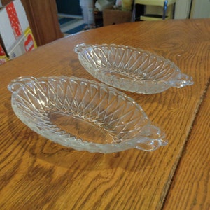 Pair, Indiana Glass #622 &quot;Pretzel&quot; Handled 8-1/2&quot; Pickle Dishes.