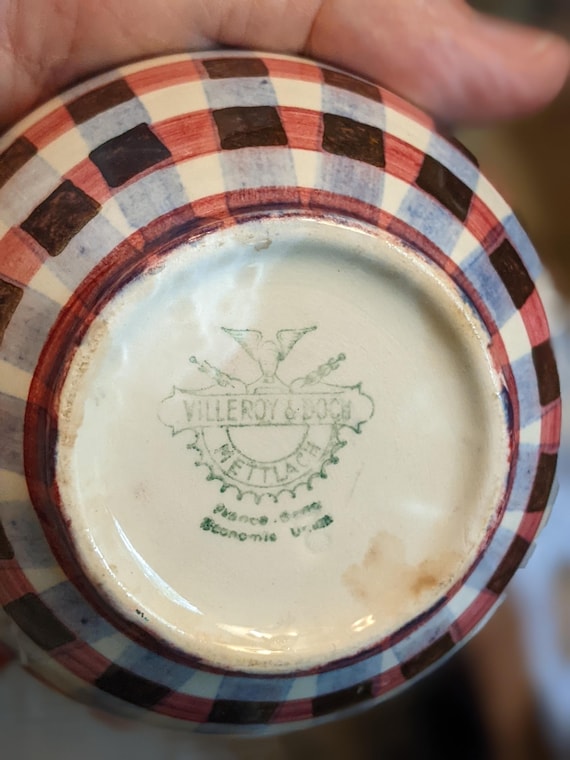 Circa 1945-56 Villeroy & Boch Mettlach 8202 GLASGOW 3-3/8