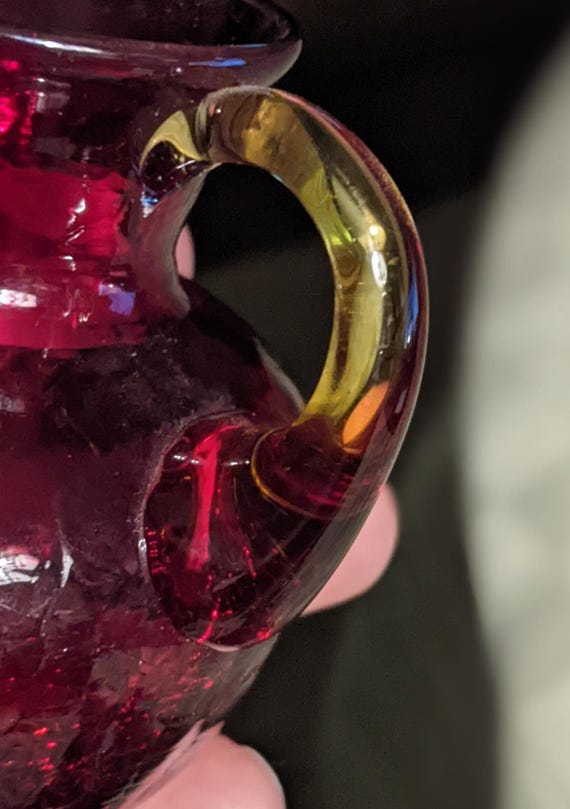 1960 年代頃の赤い吹きガラスのクラックルガラス 3-1/4 インチ