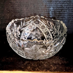 Cuenco de vidrio Indiana EAPG Flower Medallion de 21,5 cm de profundidad. ¡Espectacular! Sin daños y con gran claridad. INV#1253