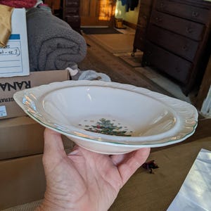 Nikko Happy Holidays11-1/4&quot; Serving Bowl. Nice Condition, with no Crazing or Use Marks. INV1310A