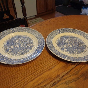 Pair, Circa 1934-56 UNI13 Universal Blue & White 9&quot; Dinner Plates, Colonial Kitchen. Undamaged, No Use Marks. Some Light Crazing. INV#1022