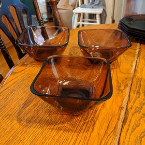 3 Circa 1940-60&#39;s Hazel Atlas 5-3/4&quot; Amethyst Square Deep Bowls. Square Base. All Undamaged and No Hazing. INV#0888