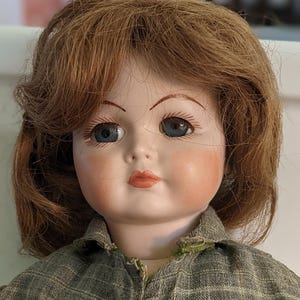 Circa 1909-1915 Kammer and Reinhardt Rose Ann/Simon and Halbig Number 117 Bisque/Cloth Doll. No Damage to Bisque. INVK&R Doll