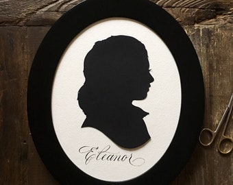 Oval Framed Custom Hand Cut Silhouette :  Personalize Family Portrait w/ Silhouette Frame