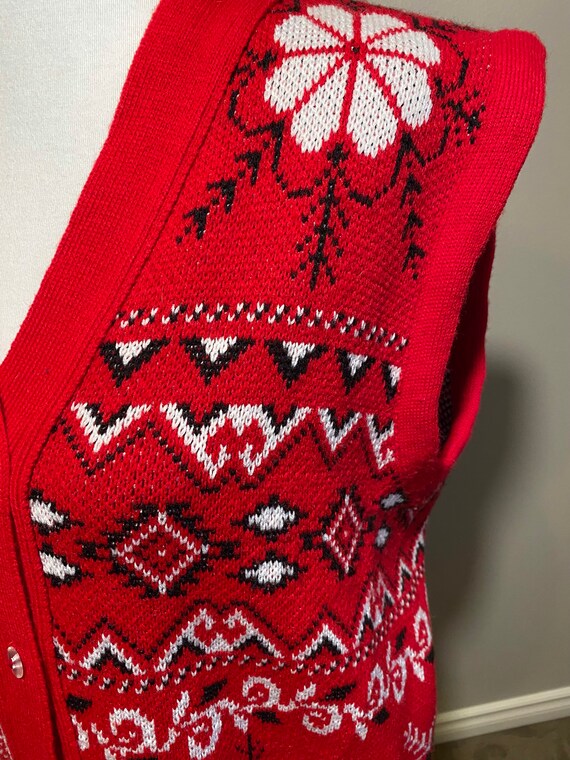 Vintage 80s Red and Black Sweater Vest - image 9