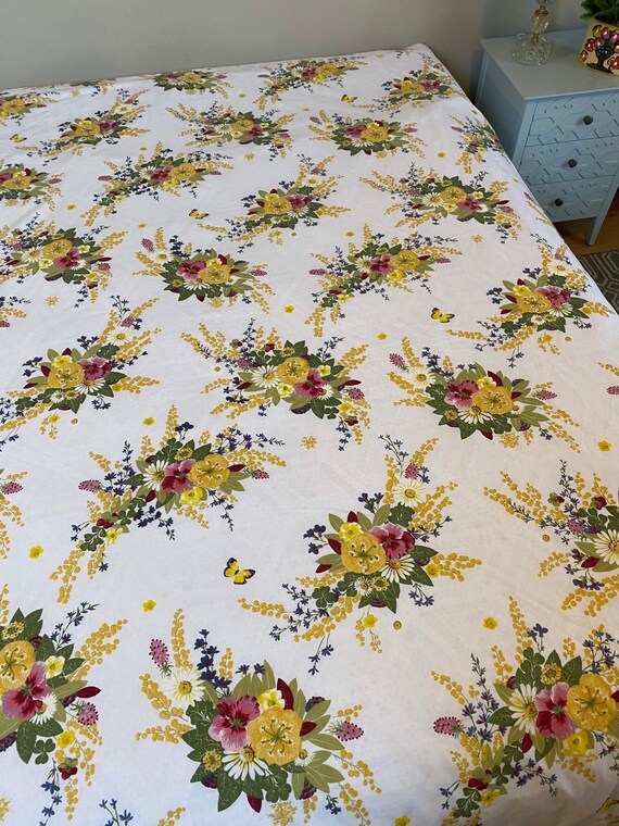 VintageTextileDesign Vintage 90s Floral Queen Flat Sheet with Pansies and Daisies. 101x91. \u0026 One Standard Size Pillow Case 30x19