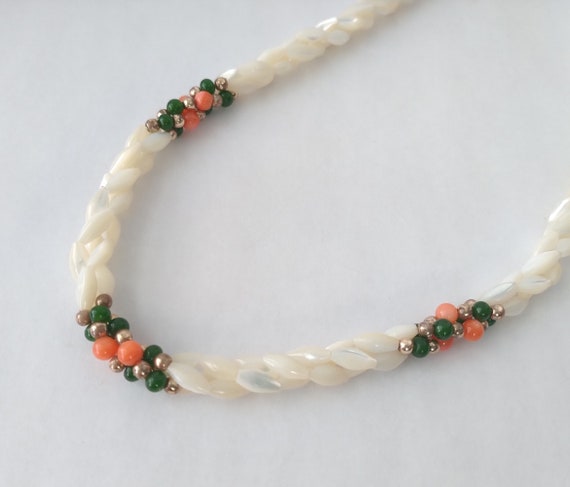 Pearl Jade Coral Beaded Necklace Barrel 