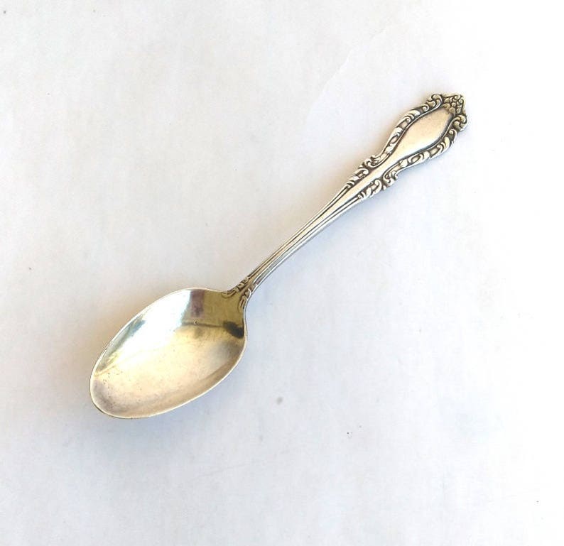holmes & edwards spoon