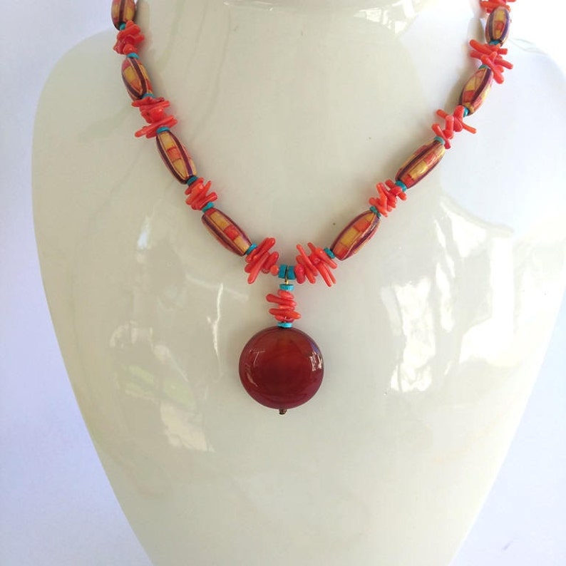 Orange Coral Beads Multicolor Wood Beads Red Natural Agate Necklace, Vintage Carnelian Coral Wood Bead Pendant Necklace Turquoise Stones