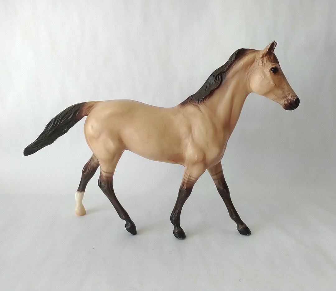 Classic Breyer Horse Ruffian Horse Figurine Chestnut Horse, Vintage