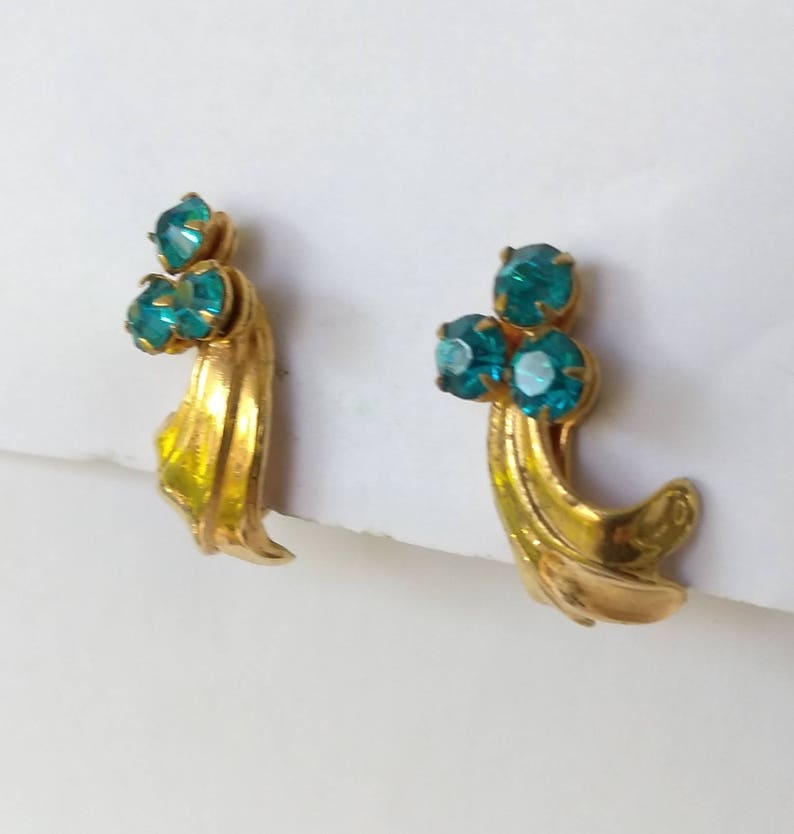 Gold and Blue Stone 1940/'s Screw Back Earring Collectibles Vintage Aqua Rhinestone Gold Tone Screw Back Earrings