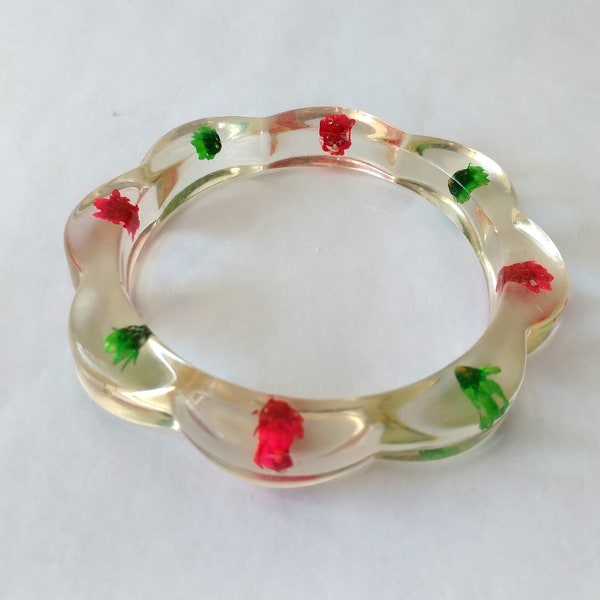Vintage Clear Lucite Bangle, Dried Flower Floral Lucite Bangle, Red and Green Floral Bangle Bracelet