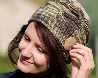 Handgestrickte Mütze mit Knopf, Braun Grün Strickmütze, Gestrickte Wolle Frauen Beanie, Damen Beanie, Winter Wollmütze