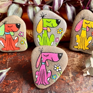Romantic Painted Stone, Lovely Dogs, Hand Painted Stone With Dogs ...