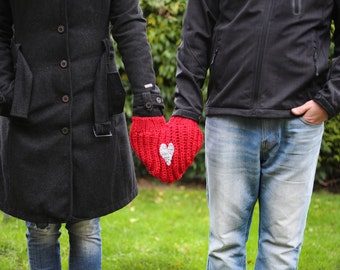 Mitten for him and her, Wedding gift, Couples mitten, Gift for the couple, Anniversary gift, Heart smitten glove