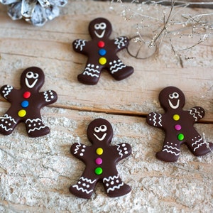 Little Gingerbread man magnet, Christmas Cookie Ornament, Gingerbread decoration, Christmas Magnet, Tree ornament, Handmade magnet